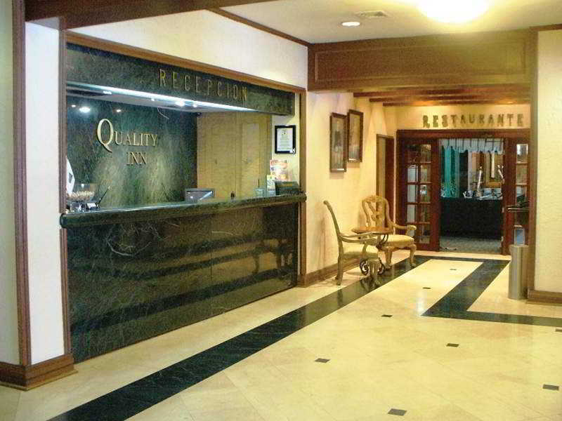 Quality Inn Chihuahua San Francisco Bagian luar foto